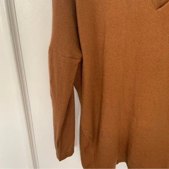 Angora Blend Pullover V-Neck Long Sleeve Drop Shoulder Sweater NWT