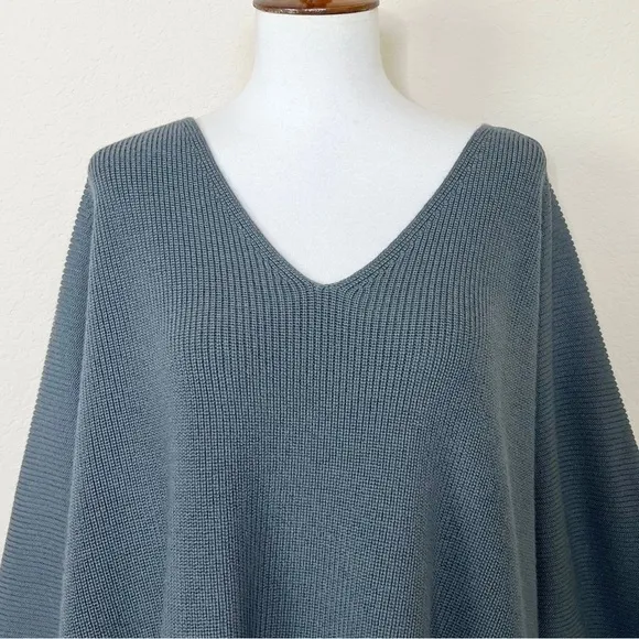 Athleta Hanover V Neck Sweater in Gray Mist