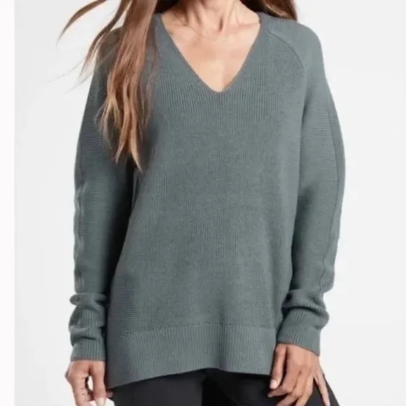 Athleta Hanover V Neck Sweater in Gray Mist