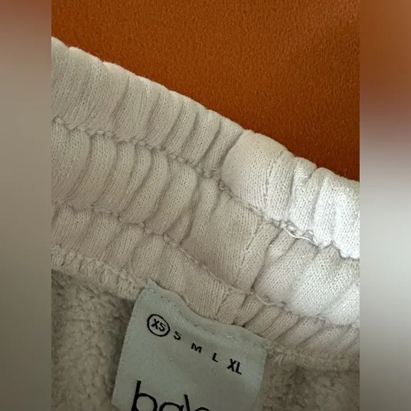 Bala Play Short in blush (like new!!)