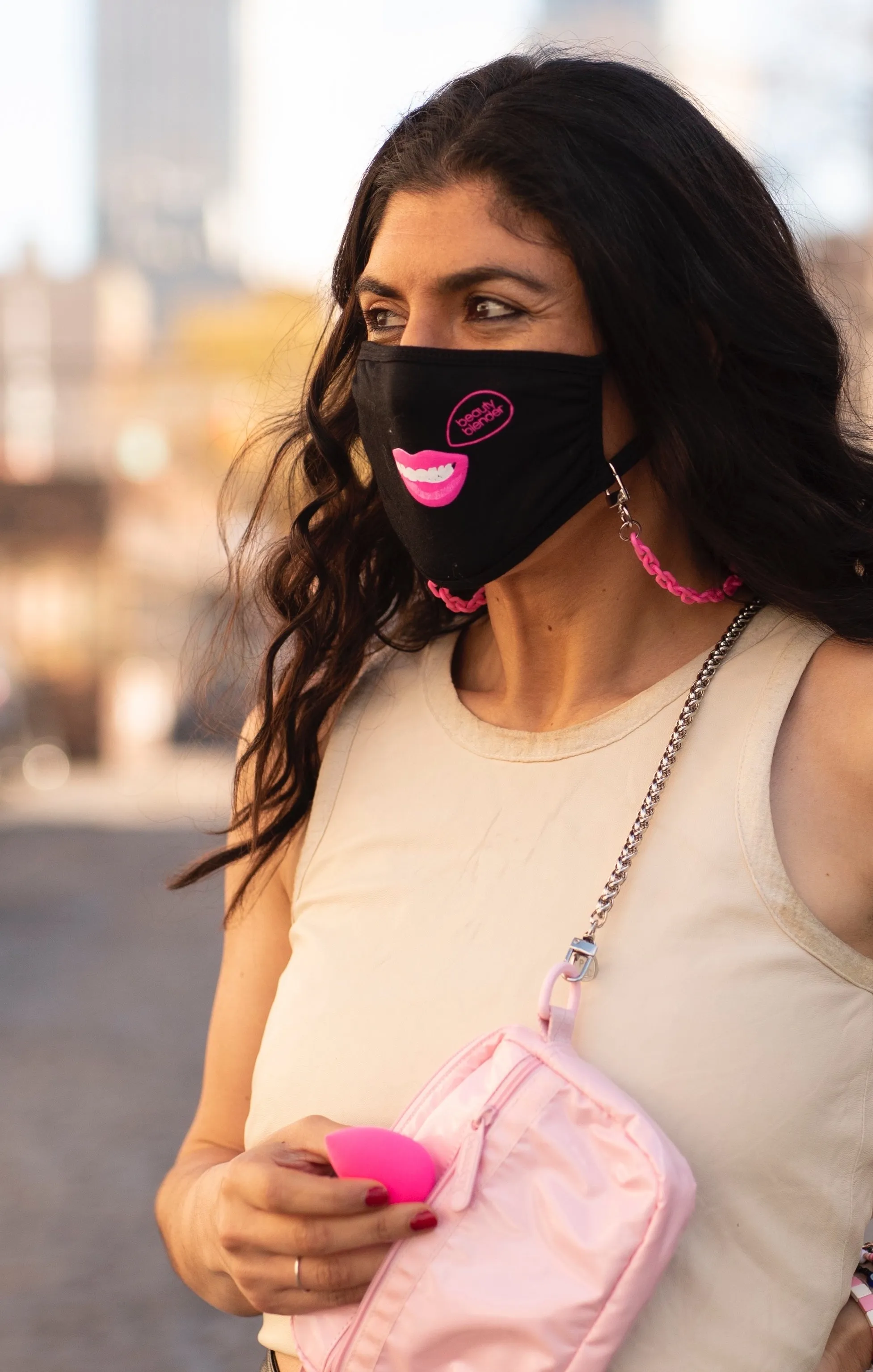Beautyblender x PC Mask   Chain Set