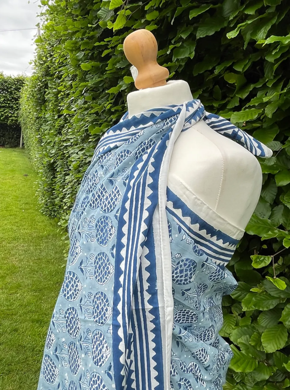 BLUE ARTICHOKE SARONG