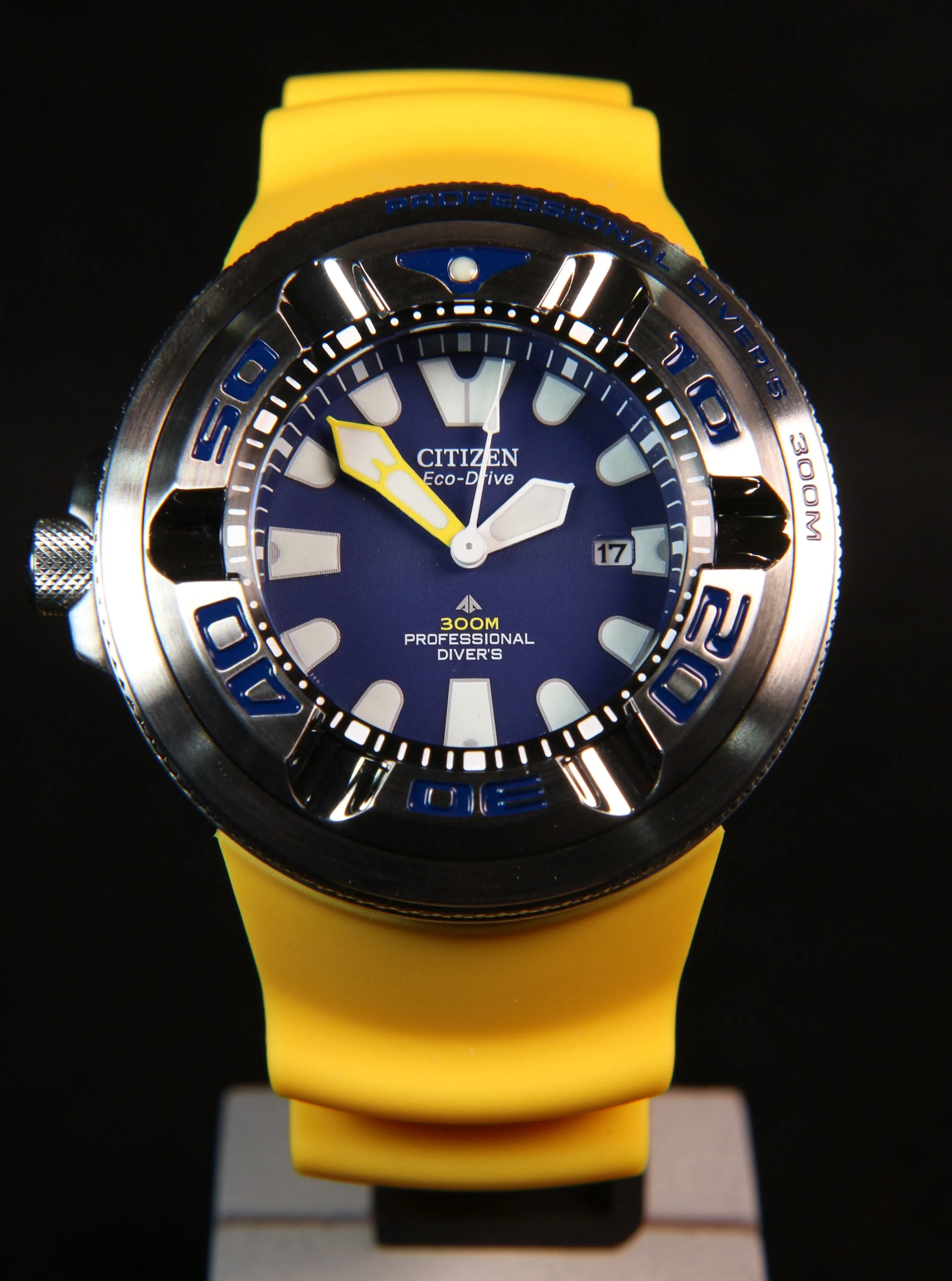 Citizen Promaster Marine Eco-Drive Professional 300M Diver EcoZilla BJ8058-06L