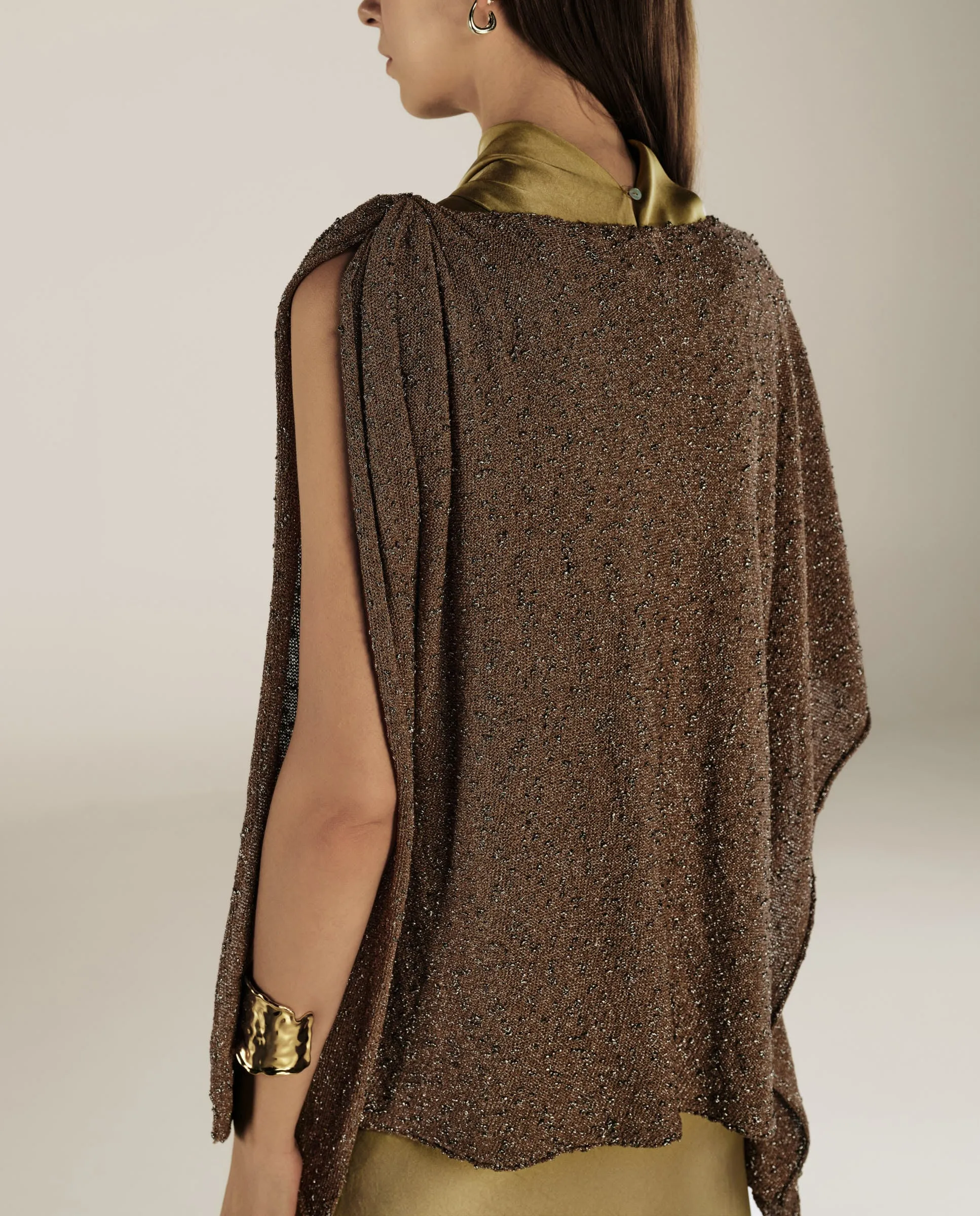 CLIVIA | Metallic Silver Asymmetric Knitted Cape