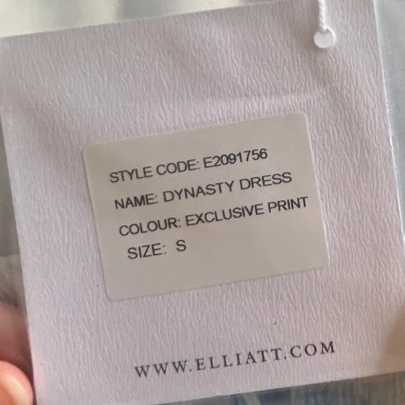 ELLIATT  Dynasty Sleeve Swing  blue &amp; white floral pattern Size Small – NWT