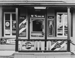 General store, Saint-Joseph-de-la-Rive, Charlevoix