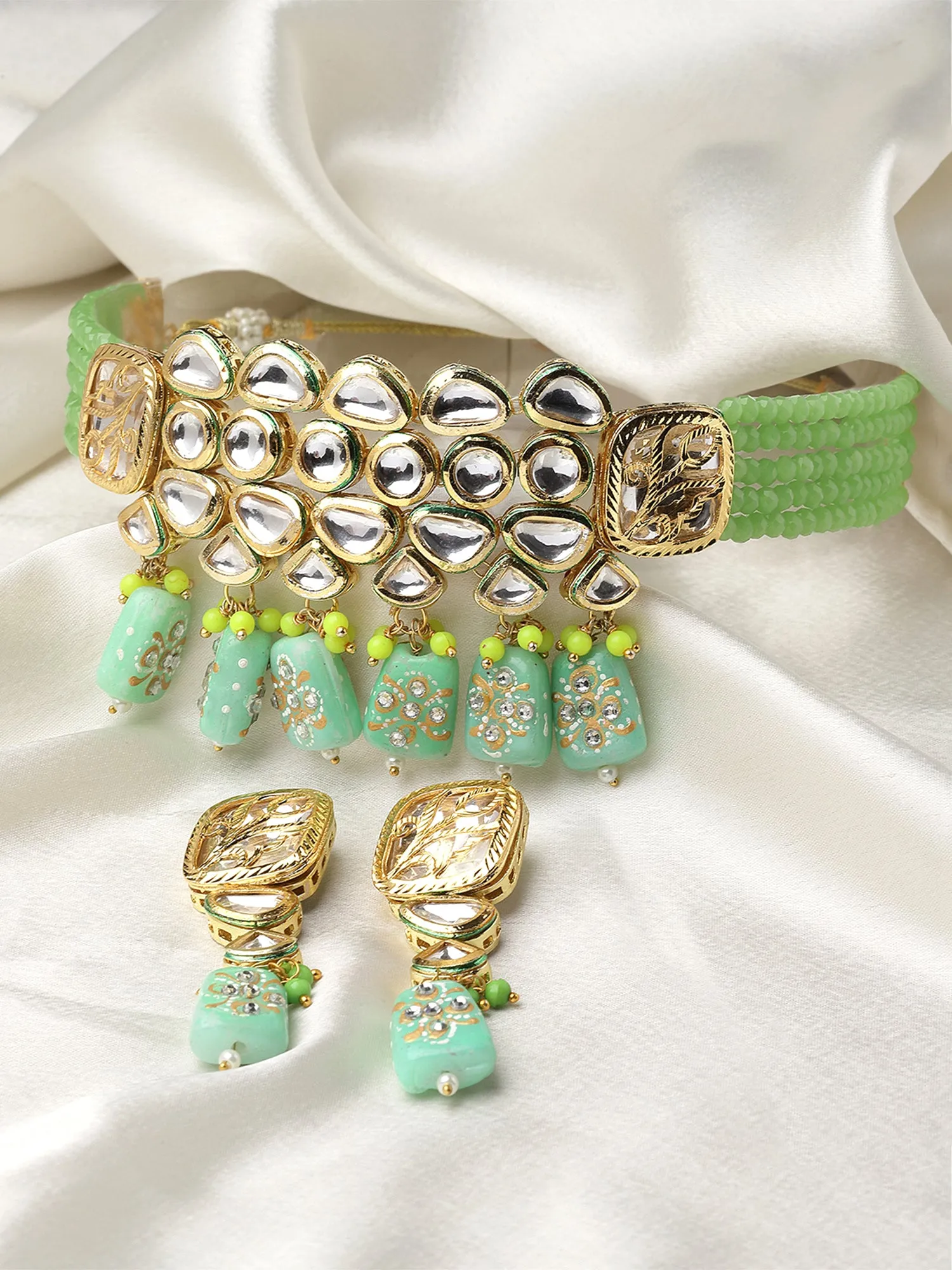 Karatcart Gold Plated Lime Green Tumble and Polki Kundan Choker Necklace Set for Women