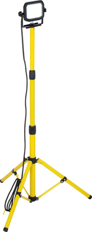 Luceco LSLSTW181V Site 110V Single Head Tripod Work Light 1800lm 22W