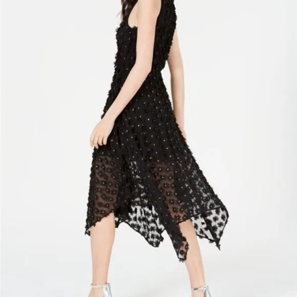 NWOT-Kensie Black dress w/ flowers, metallic gold thread handkerchief hemline.