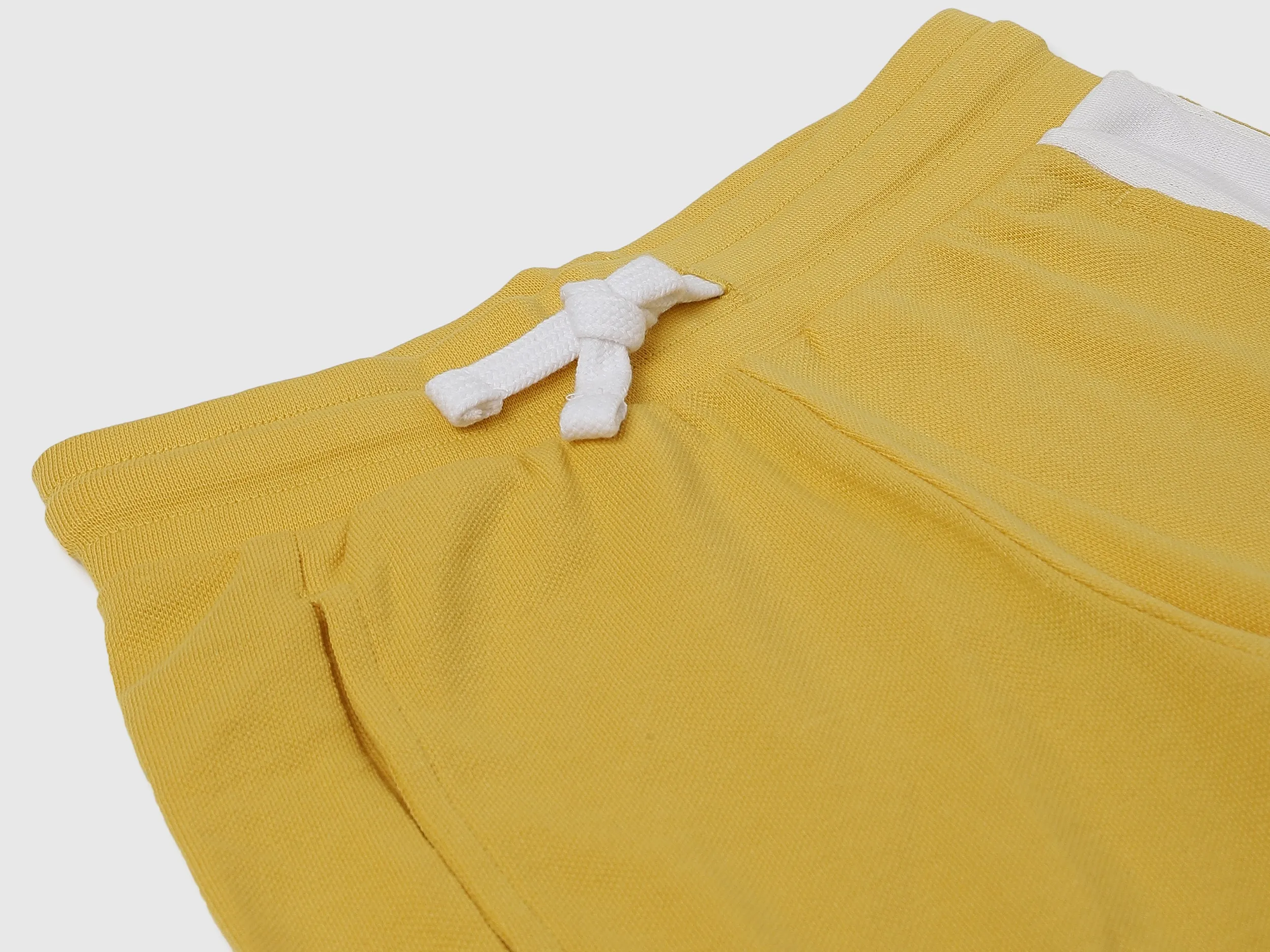 Single Stripe Regular Fit Shorts
