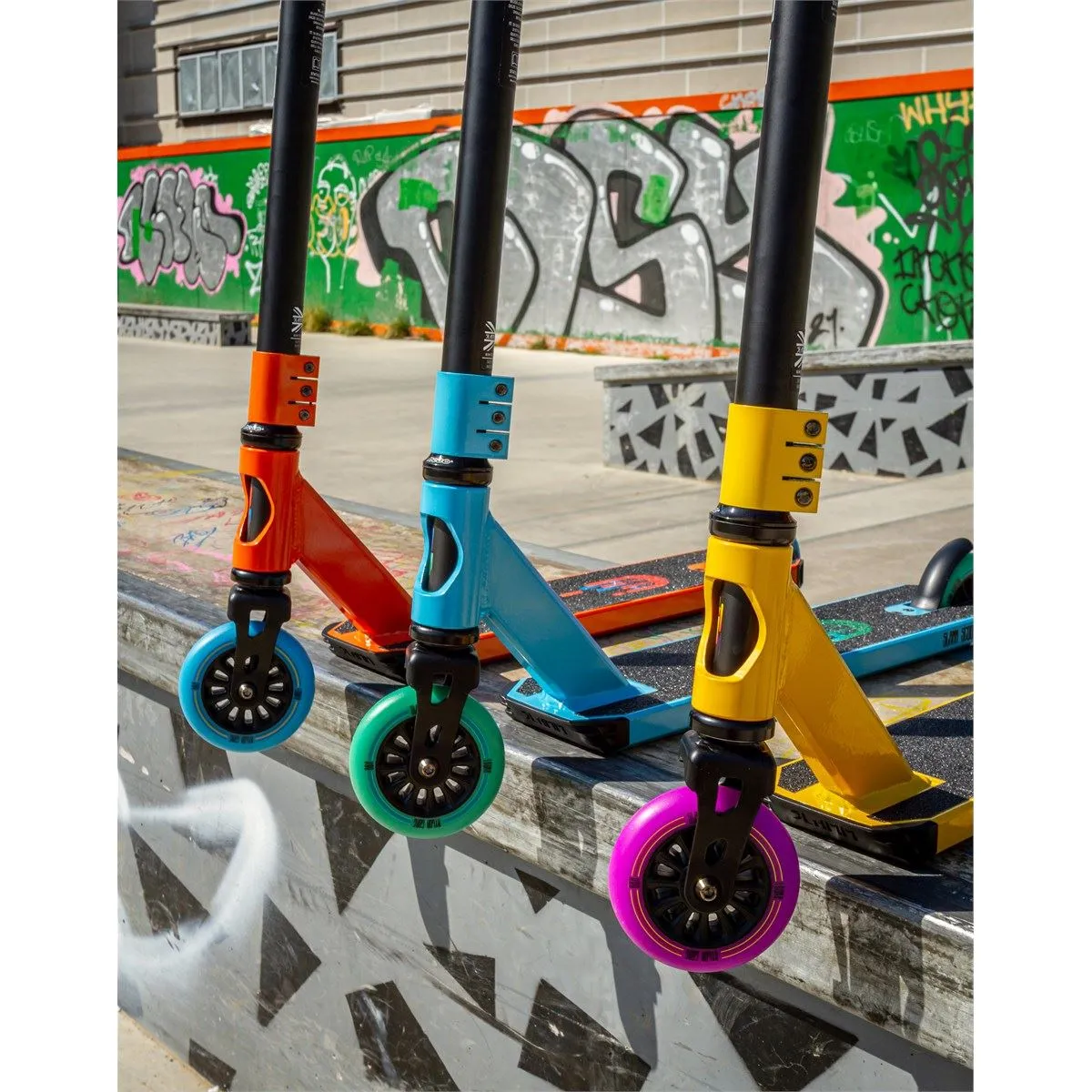 Slamm Tantrum V9 Junior Stunt Scooter - Blue