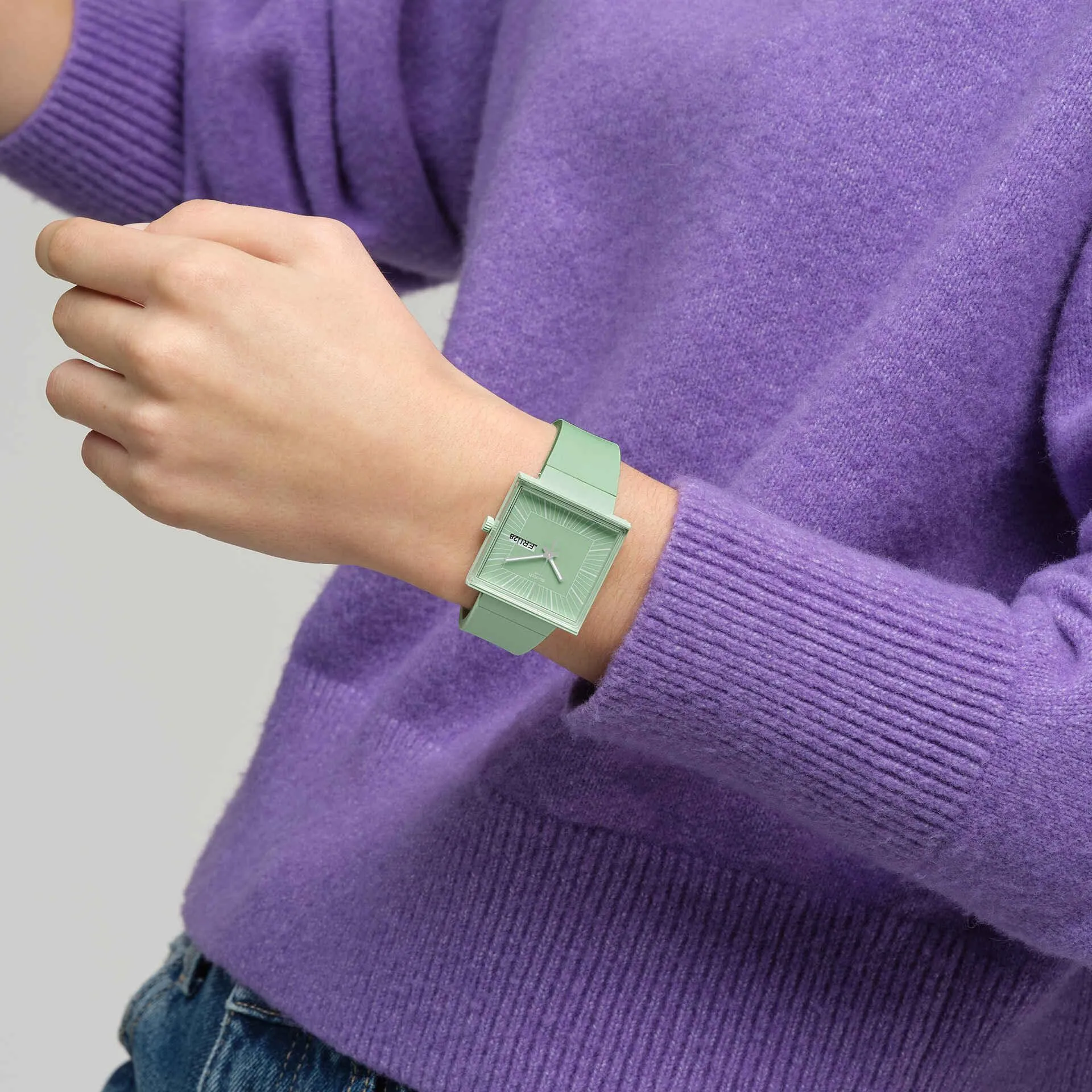Swatch What If ... Mint watch? BIOCERAMIC What if? Collection 33mm SO34G701