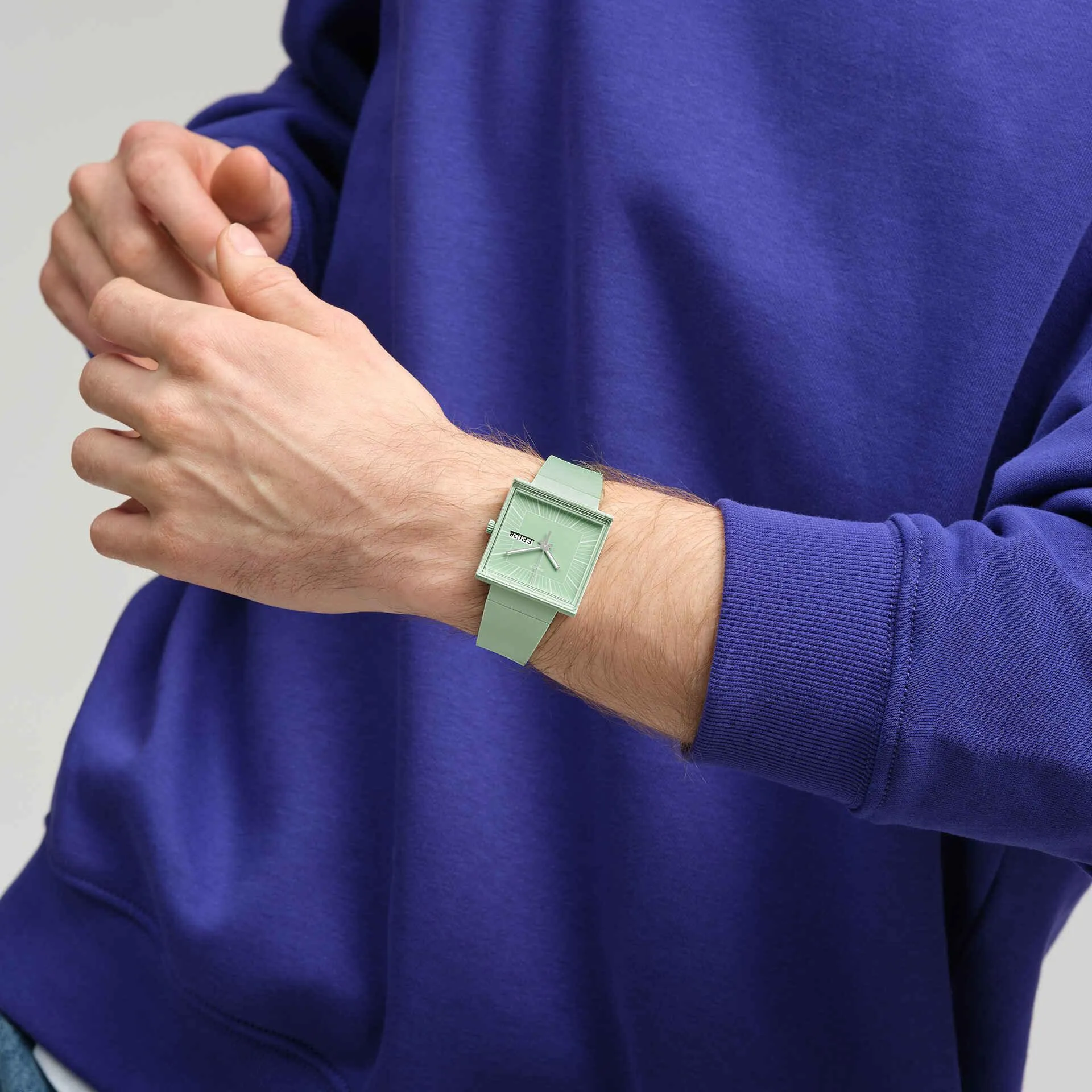 Swatch What If ... Mint watch? BIOCERAMIC What if? Collection 33mm SO34G701