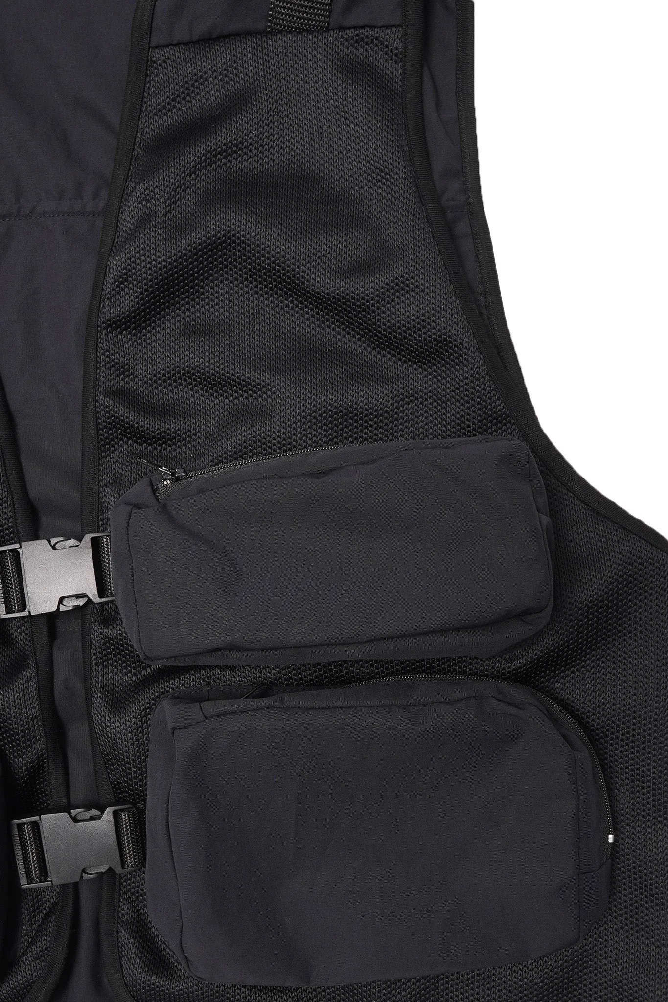 UTILITY VEST IN MIDNIGHT NAVY