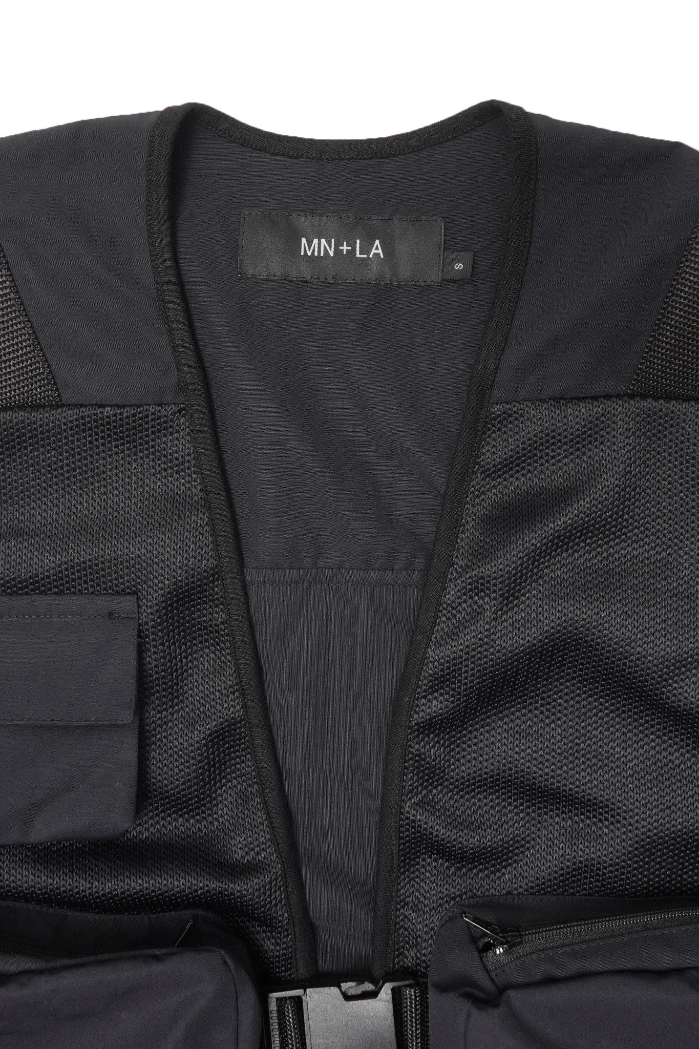 UTILITY VEST IN MIDNIGHT NAVY
