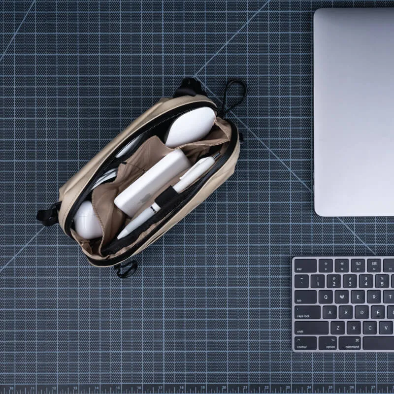Wandrd Tech Bag (New)