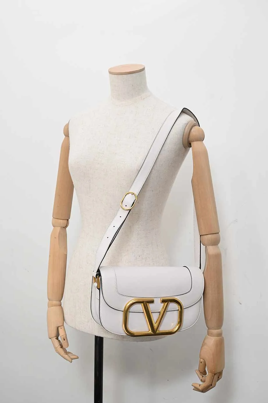 [WB7283] Valentino Garavani | Cross-Body Bag