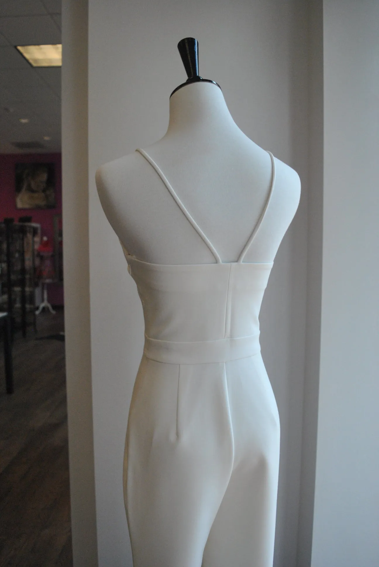 WHITE CLASSIC JUMPSUIT
