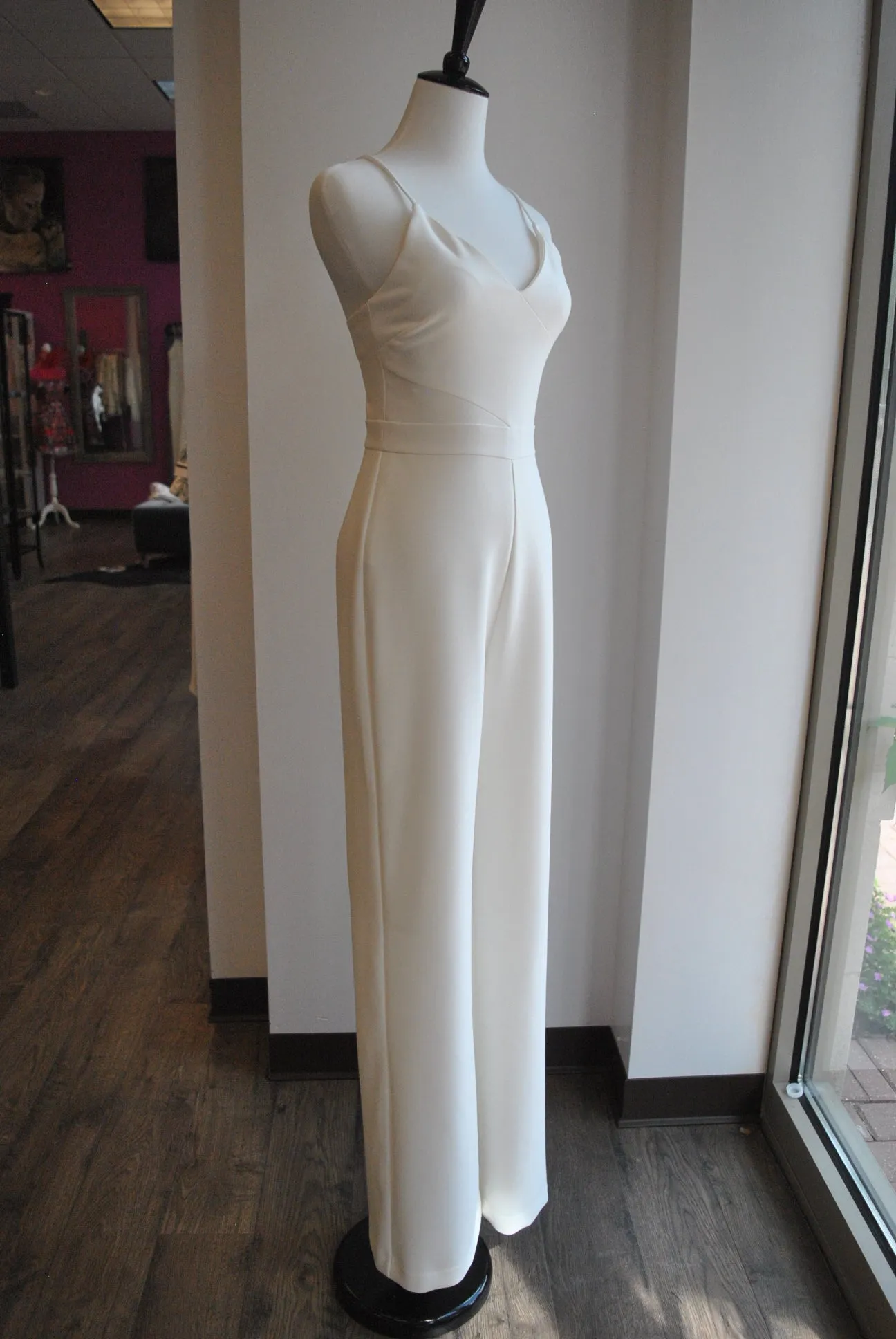 WHITE CLASSIC JUMPSUIT